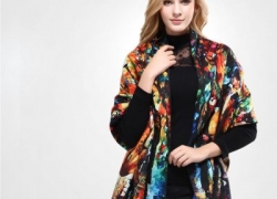 Women’s Scarves and Wraps